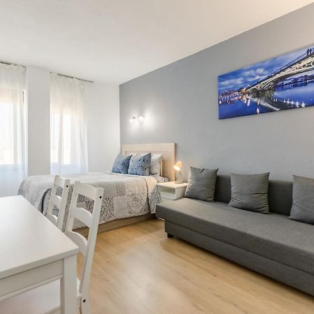 Apartament Hispalis Triana Sevilla Exteriör bild