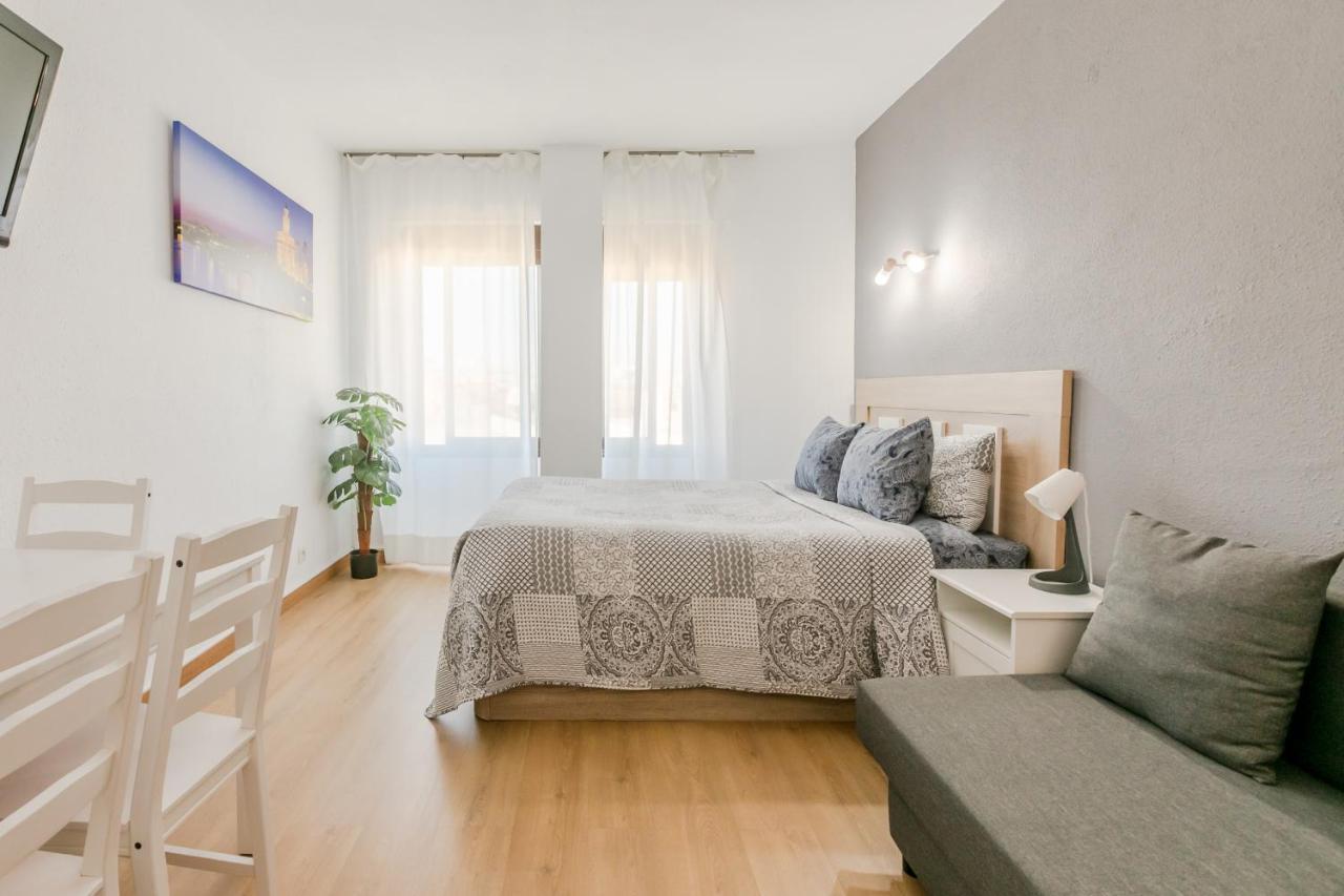 Apartament Hispalis Triana Sevilla Exteriör bild